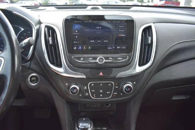 Used 2020 Silver Chevrolet Premier image 29