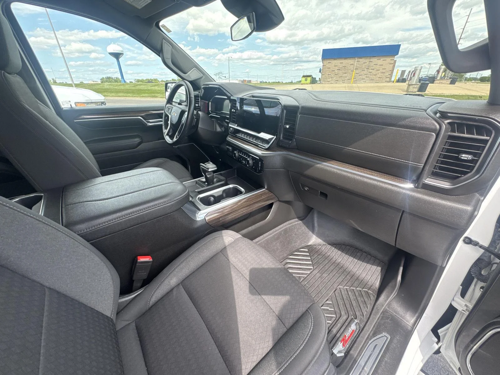 Used 2023 Summit White Chevrolet LT image 16