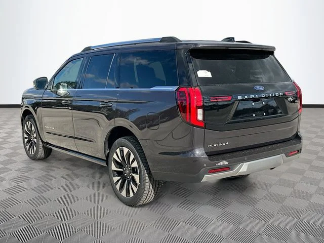 New 2025 Gray Metallic Ford Platinum image 4