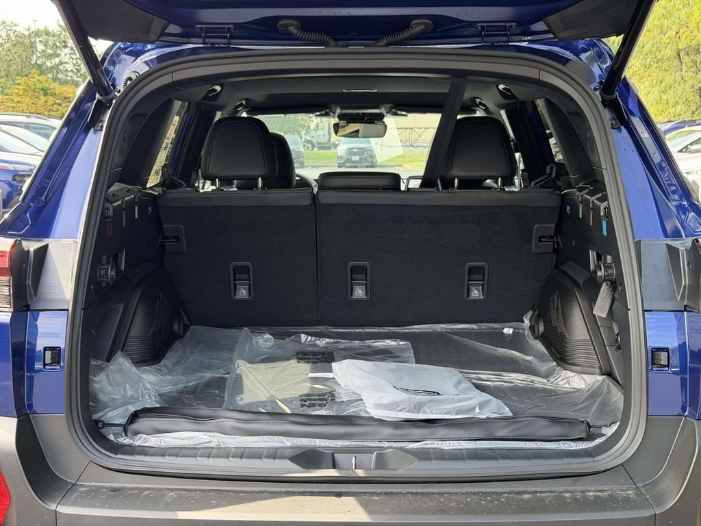 New 2026 SAPPHIRE BLUE PEARL Subaru Premium image 12