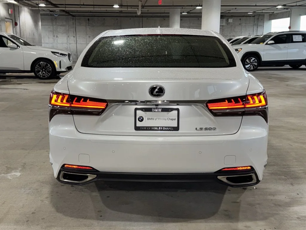 Used 2019 White Lexus 500 Base image 7