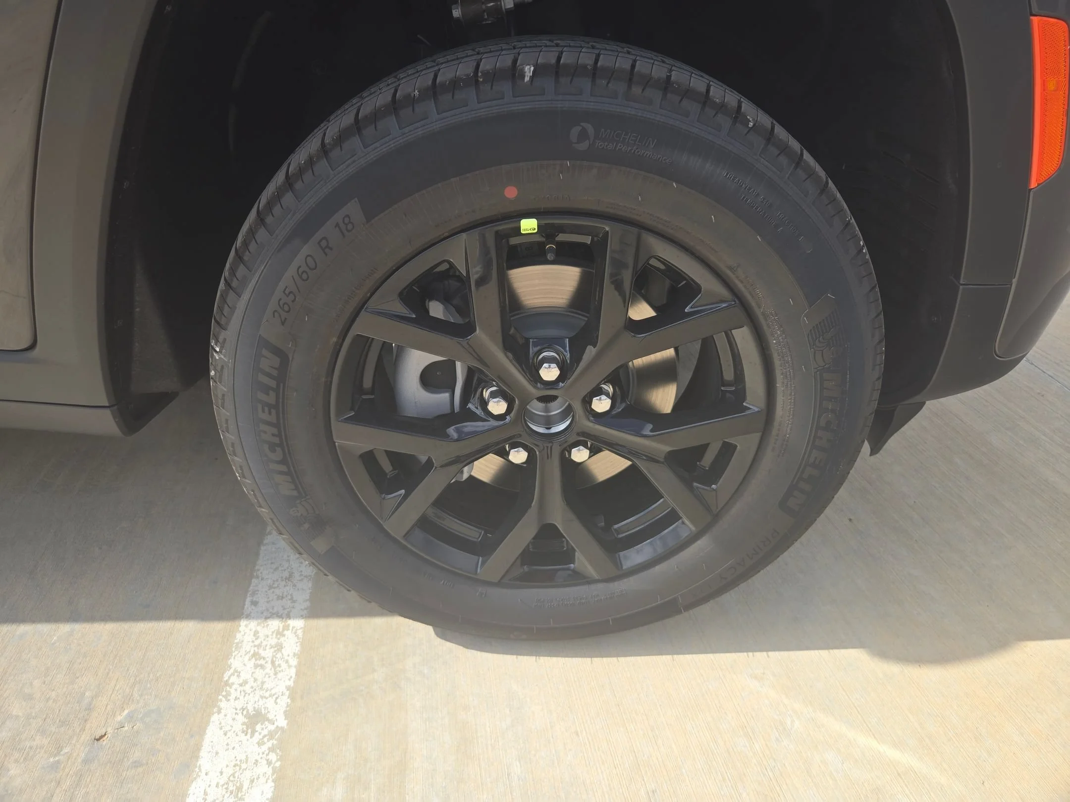 New 2026 Baltic Gray Metallic Clearcoat Jeep Laredo Altitude image 26
