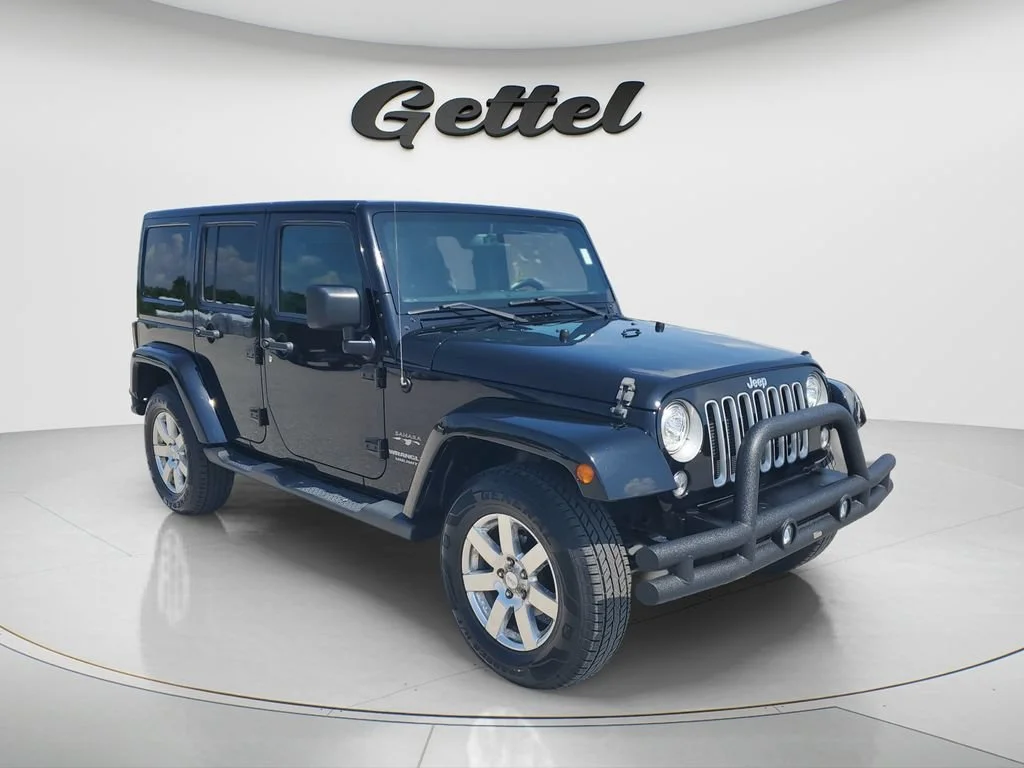 Used 2017 Black Jeep Sahara 4x4 image 3