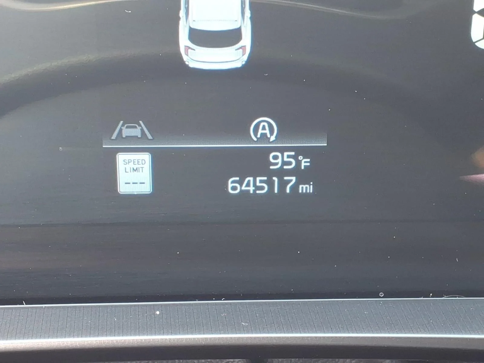 Used 2023  KIA S image 30