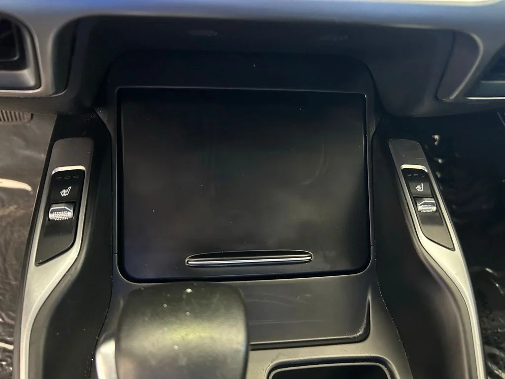 Used 2022 Black Kia EX image 48