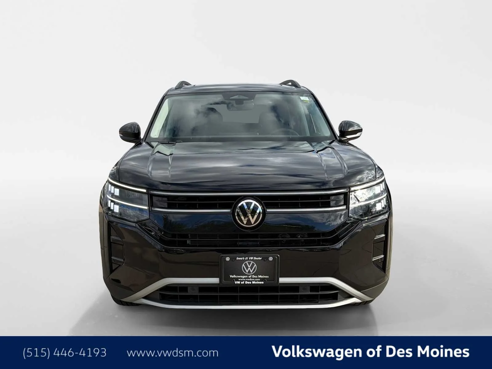 New 2027 Black Volkswagen SE w/Technology image 7