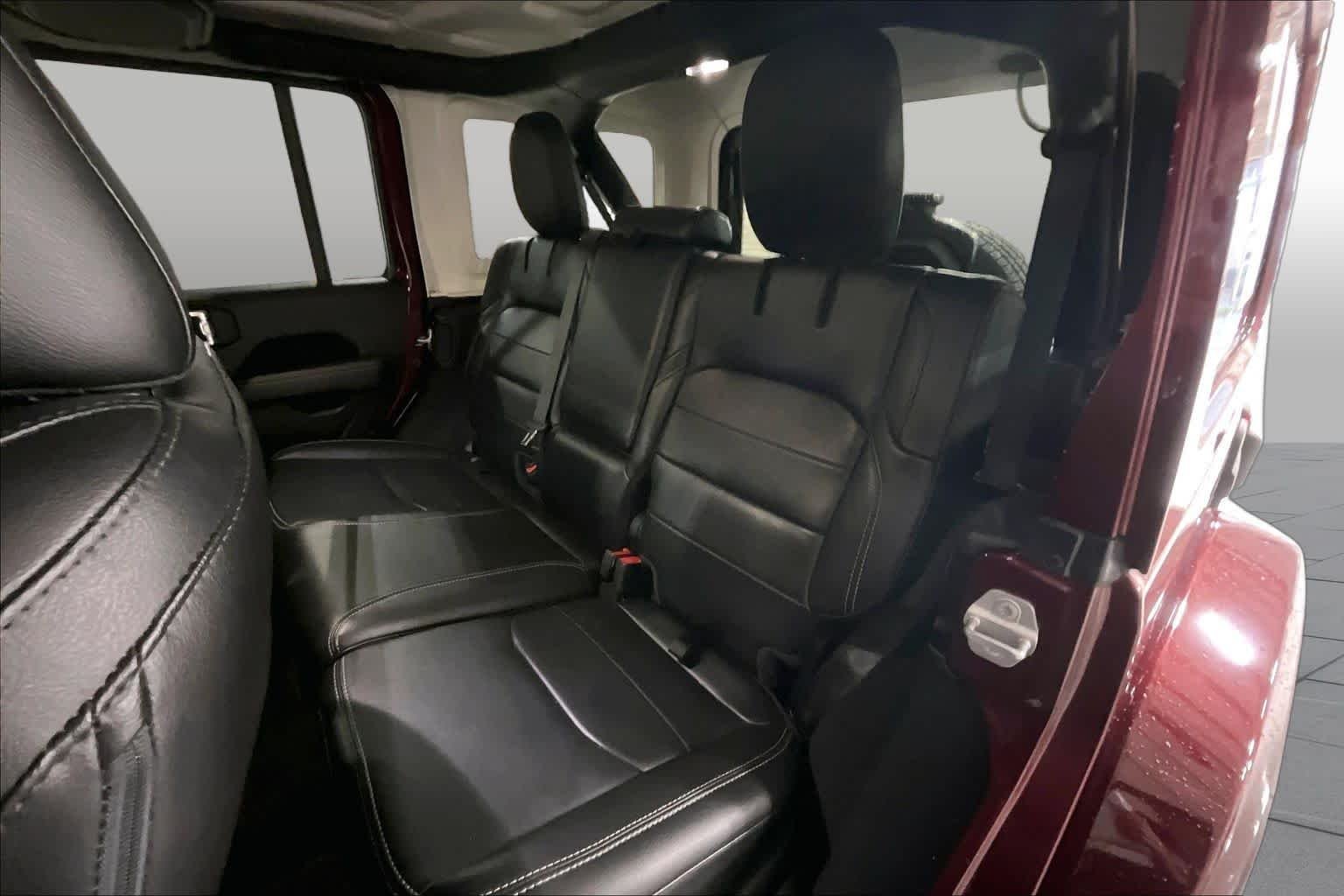 Used 2021 Snazzberry Pearlcoat Jeep Unlimited Sahara image 20