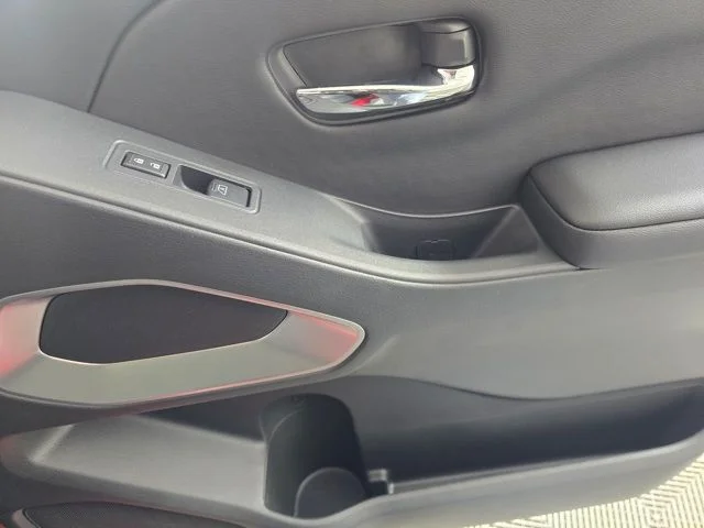 2026 Nissan Frontier SV - Photo 12