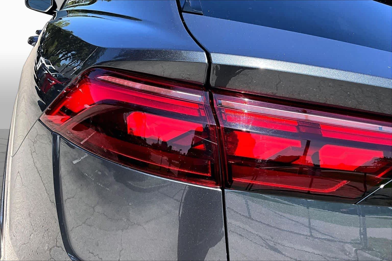 Used 2024 DAYTONA GRAY PEARL EFFECT Audi Prestige image 29
