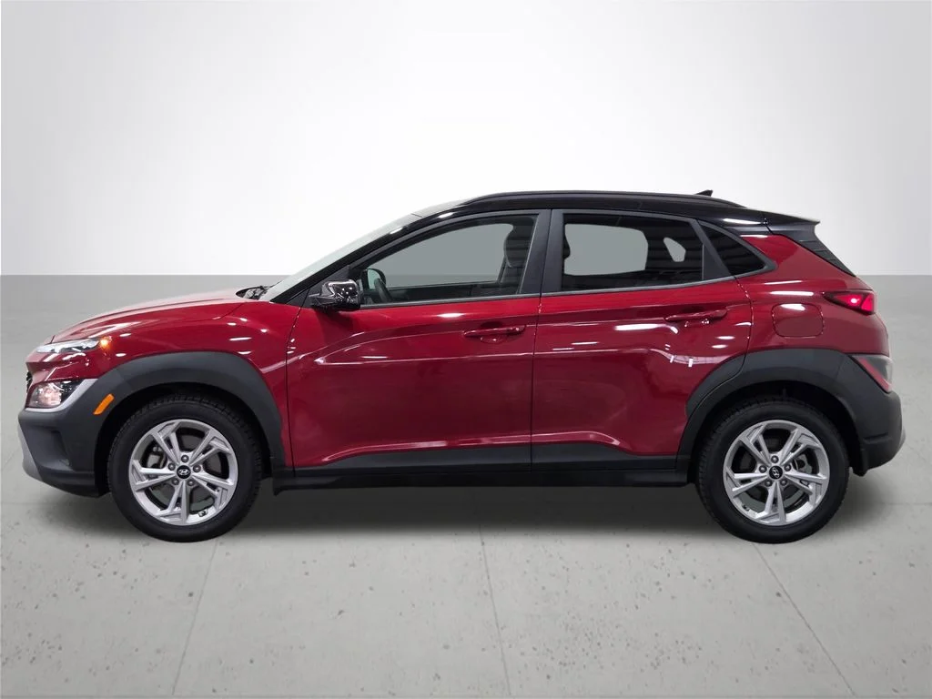 Used 2022 Red Hyundai SEL image 14