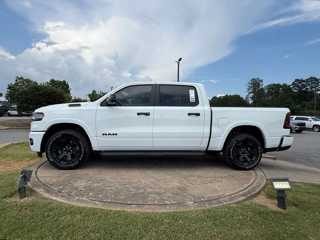New 2026 Bright White Clear-Coat Exterior Paint RAM Big Horn/Lone Star image 4