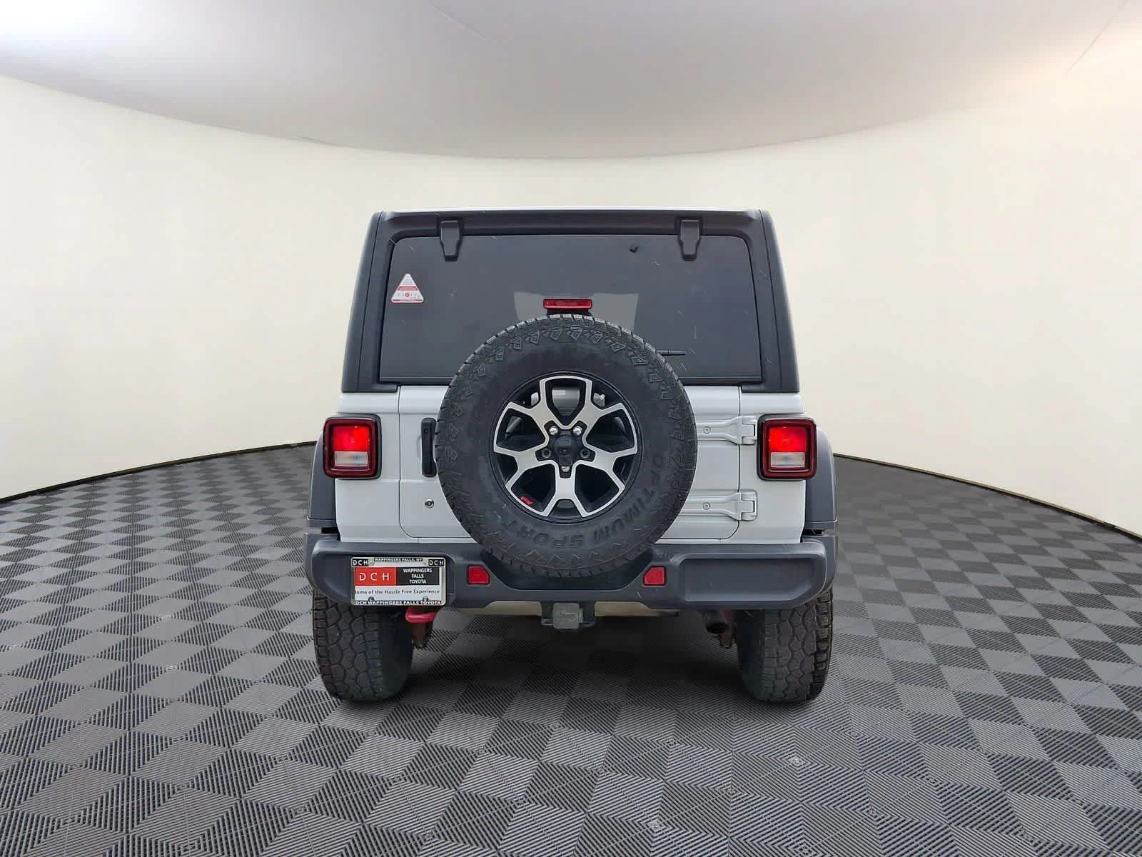 Used 2020 Bright White Clearcoat Jeep Rubicon image 6