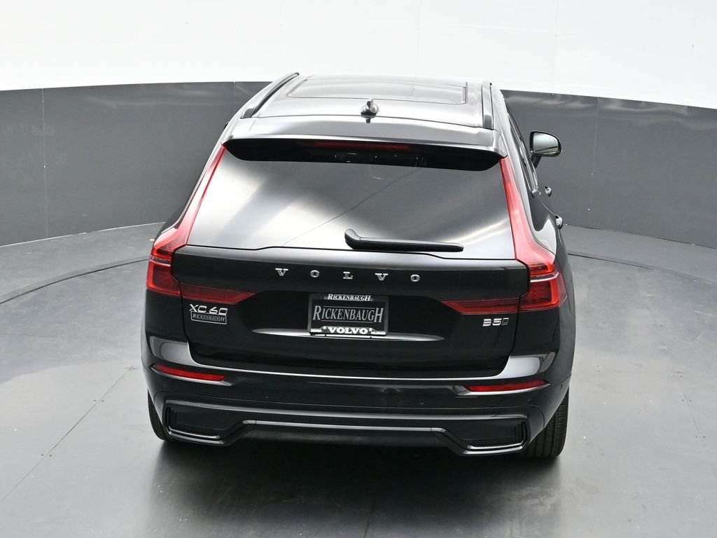 2026 Volvo XC60 Plus - Photo 21
