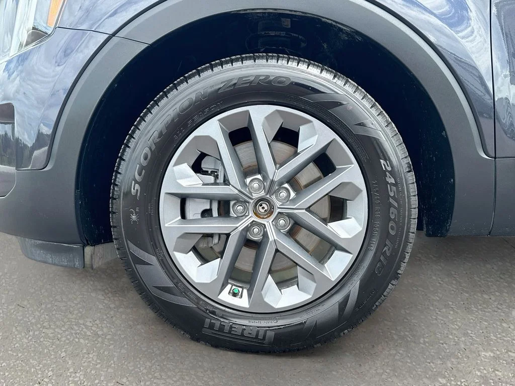 Certified Used 2025 Gray Kia LX image 32