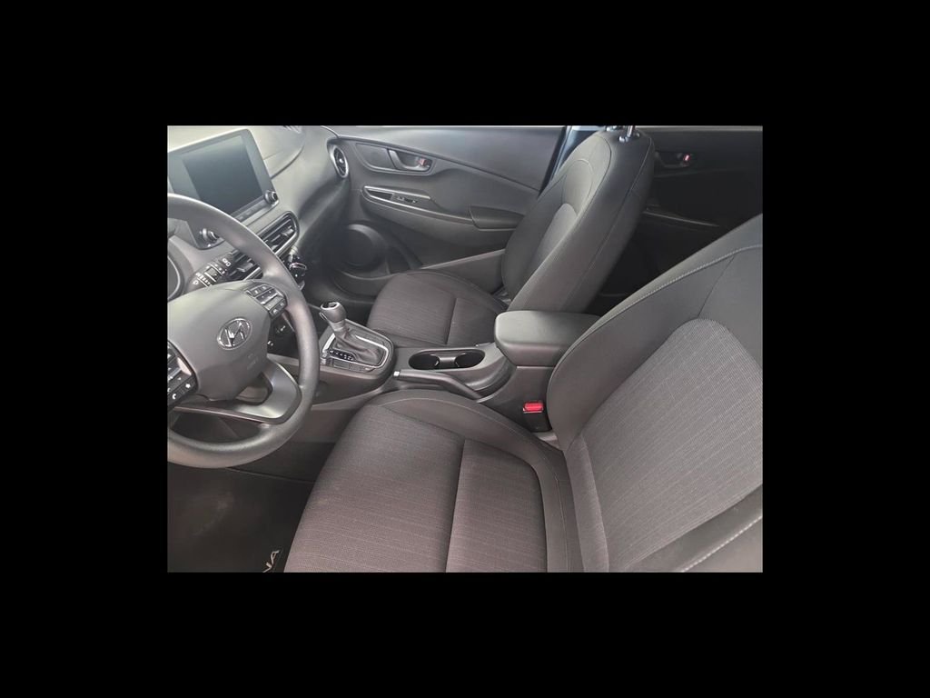 Used 2023 Red Hyundai SEL image 11