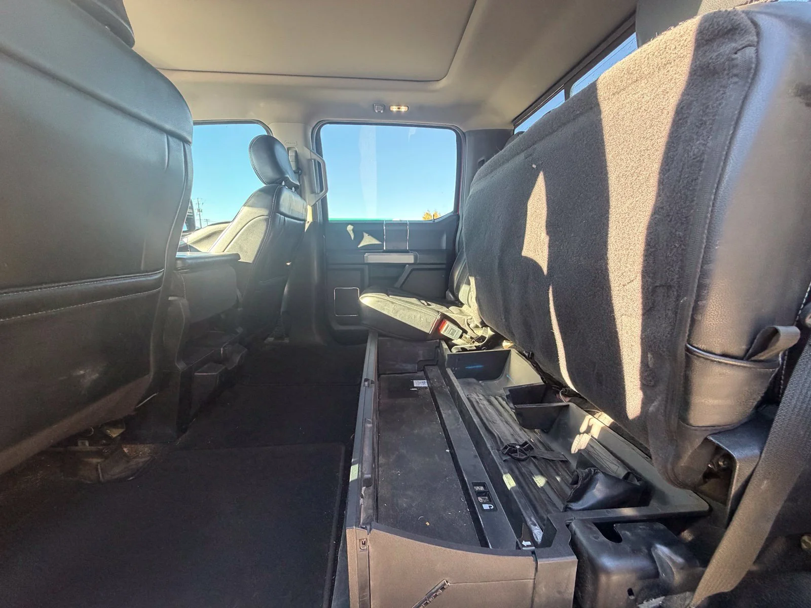 Used 2020 Red Ford Lariat image 9