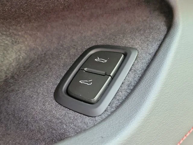 2026 Chevrolet Corvette 2LT - Photo 19
