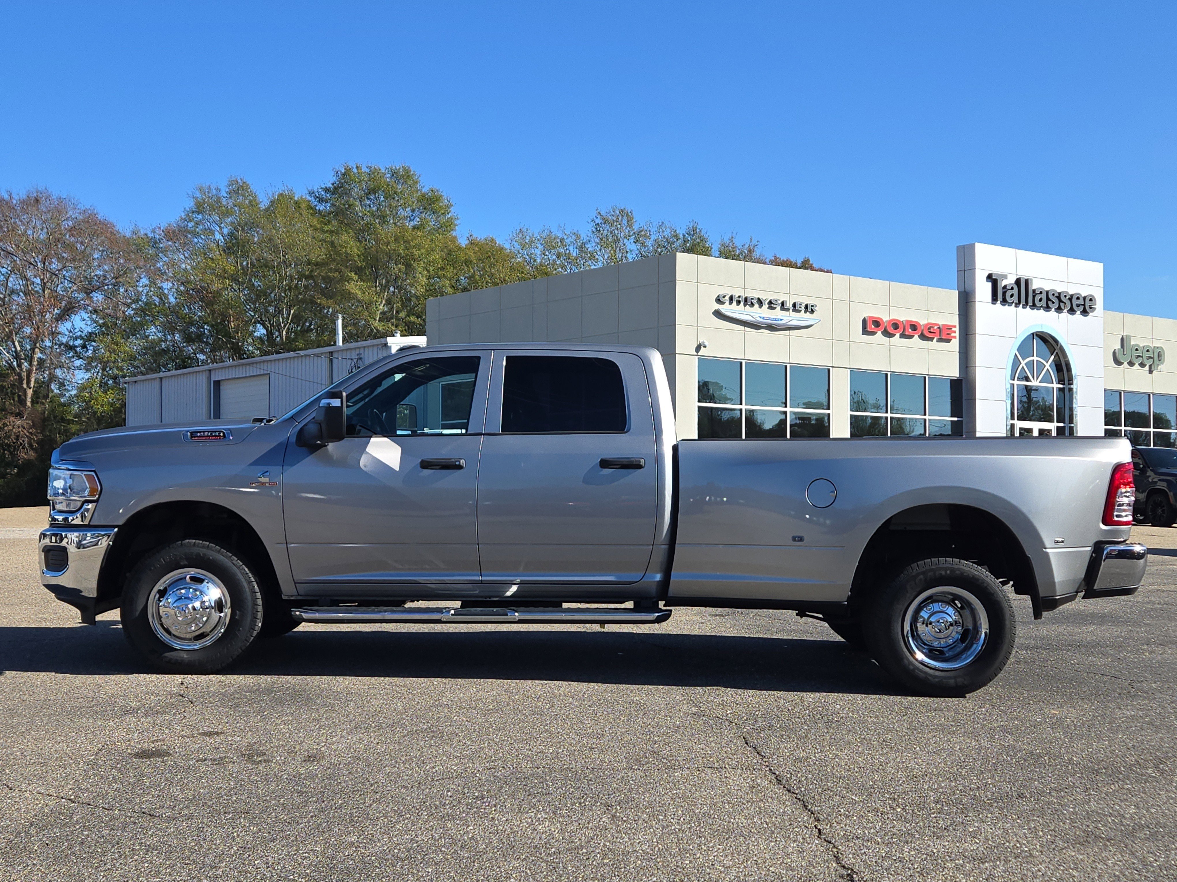 2024 RAM Ram 3500 Pickup Tradesman - Photo 11