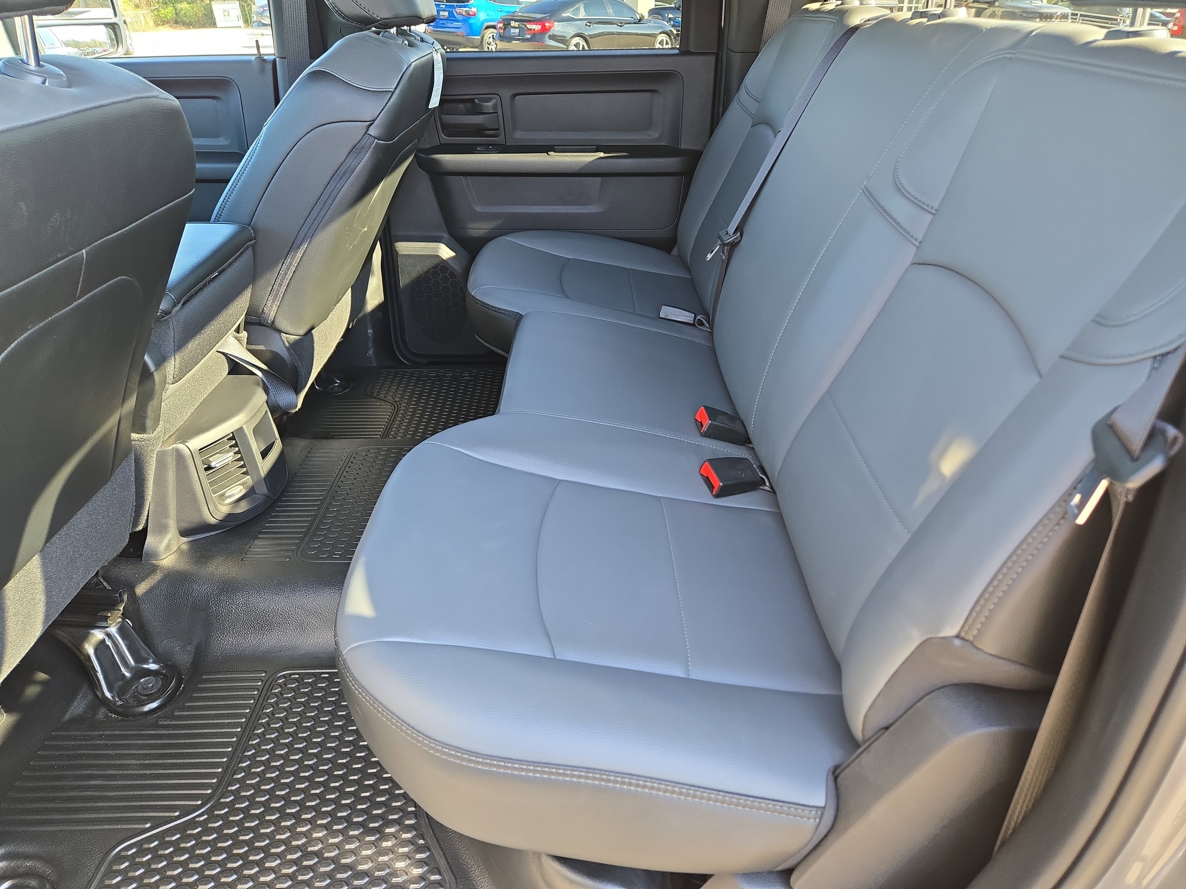 2024 RAM Ram 3500 Pickup Tradesman - Photo 16