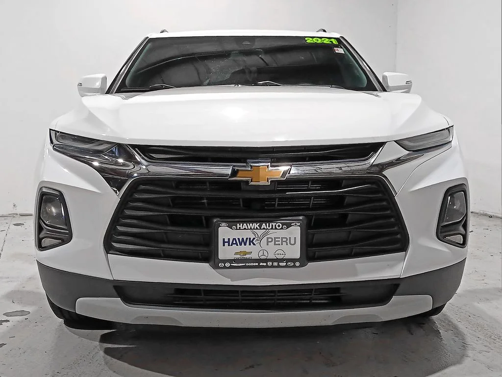 Used 2021 White Chevrolet LT image 2