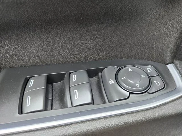 Used 2024 Summit White Chevrolet LT image 36