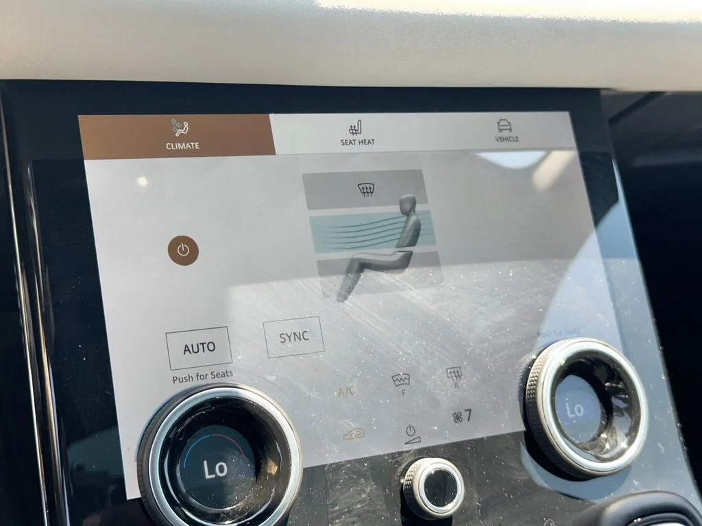 2023 Land Rover Range Rover Evoque SE - Photo 23