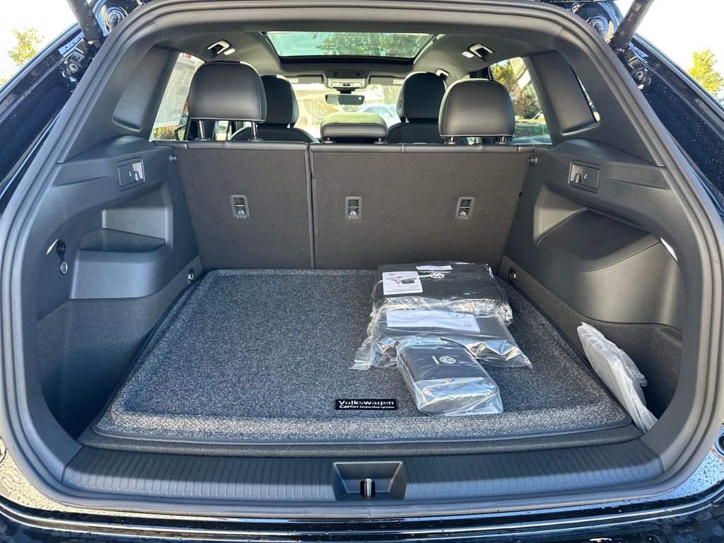 2026 Volkswagen Tiguan SE R-LINE BLACK - Photo 13