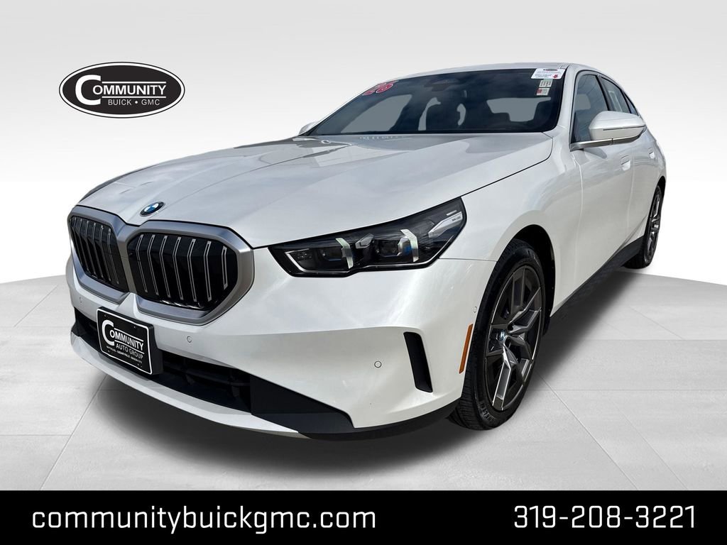 2026 BMW 5 Series 530i xDrive Sedan's photo