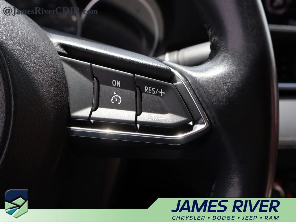 Used 2018 Red Mazda Sport image 27