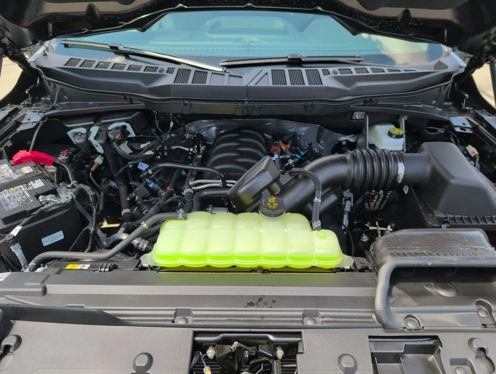 New 2026 Gray Ford Lariat image 33