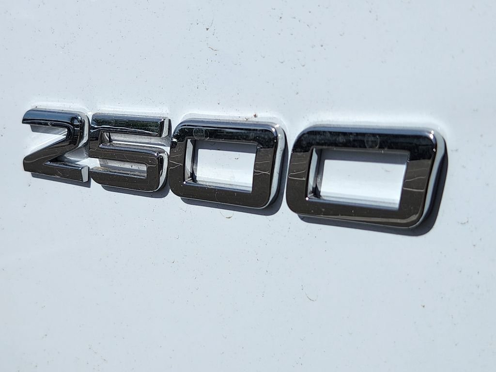 Used 2026 ARCTIC WHITE Mercedes-Benz CARGO image 9
