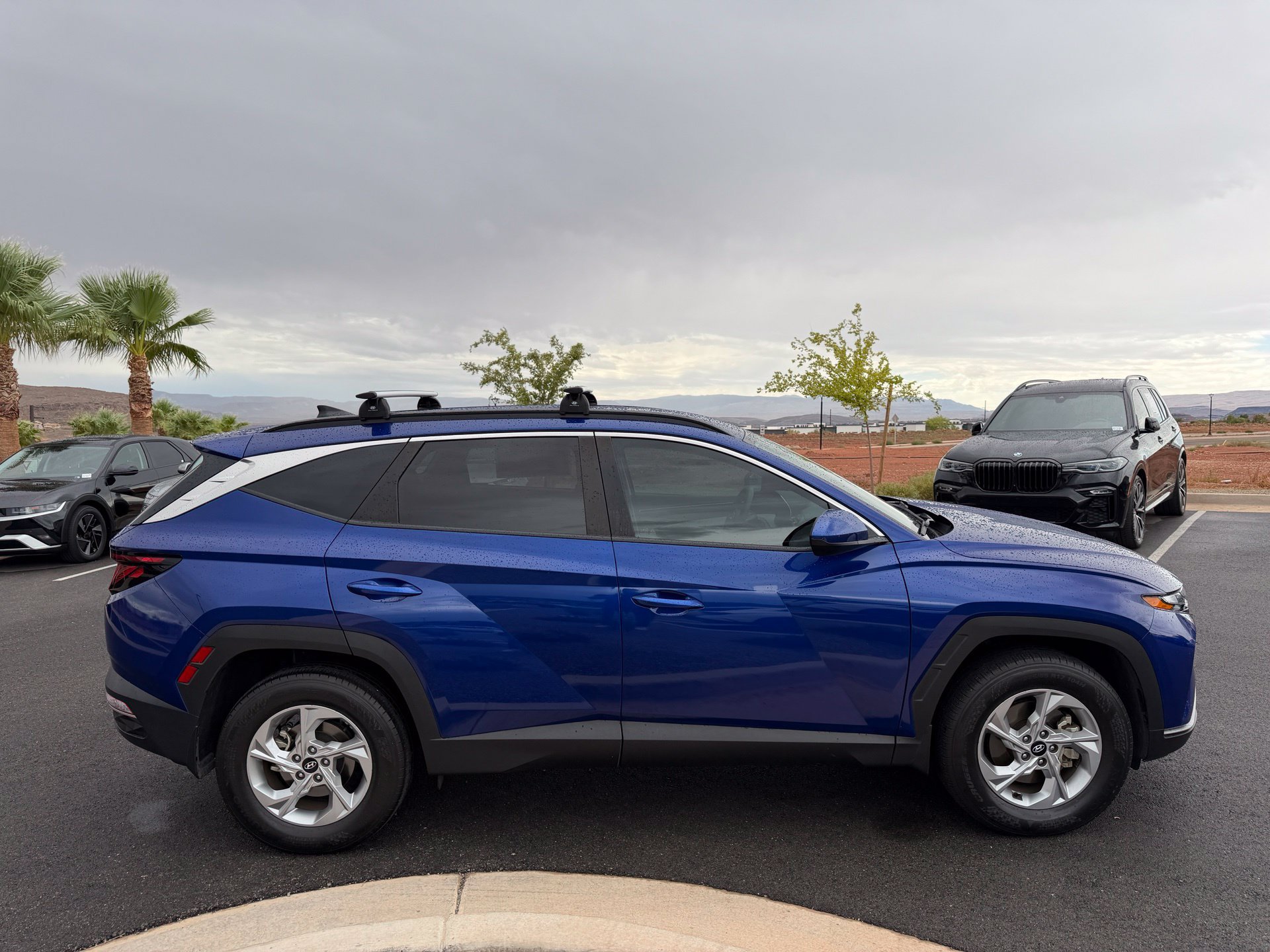 Certified Used 2024 Blue Hyundai SEL image 5