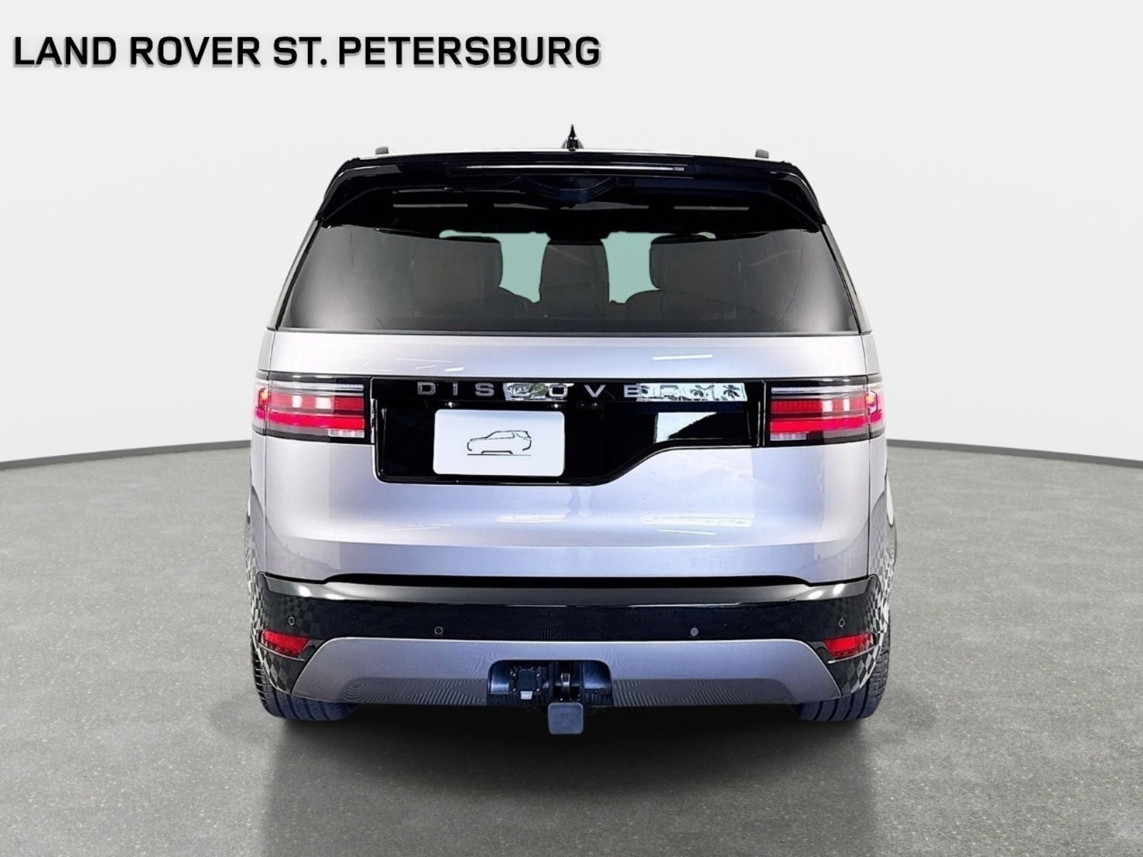 Used 2026 Gray Land Rover Dynamic SE image 6