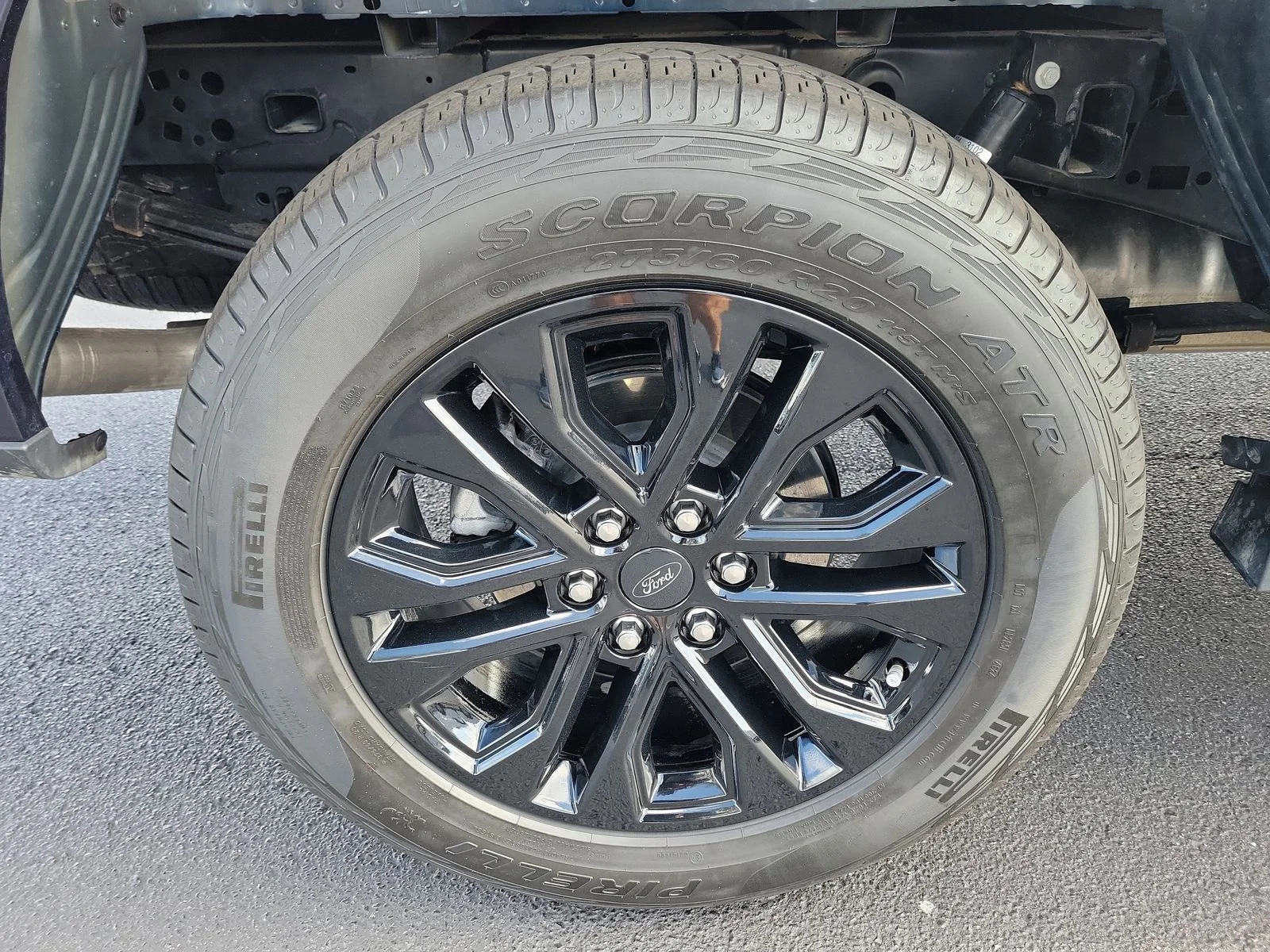Certified Used 2025 Blue Ford XLT image 5