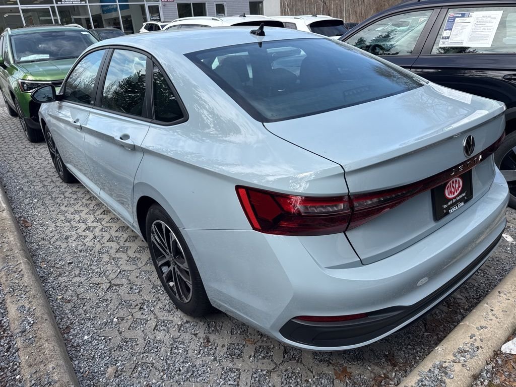 2025 Volkswagen Jetta Sport - Photo 7