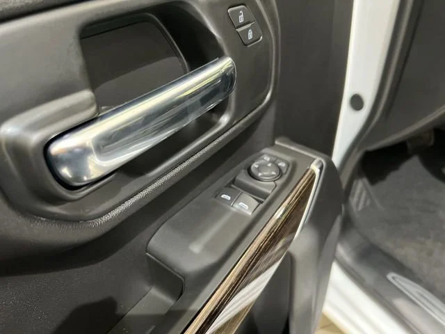 2026 GMC Sierra 3500HD SLE - Photo 20