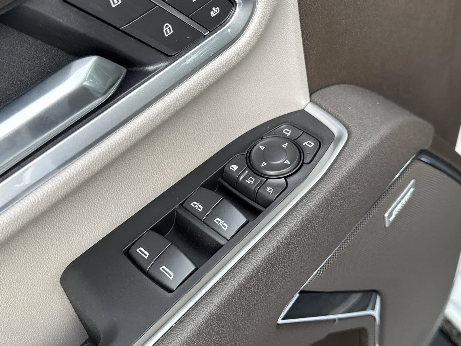 2026 GMC Sierra 2500HD SLT - Photo 18