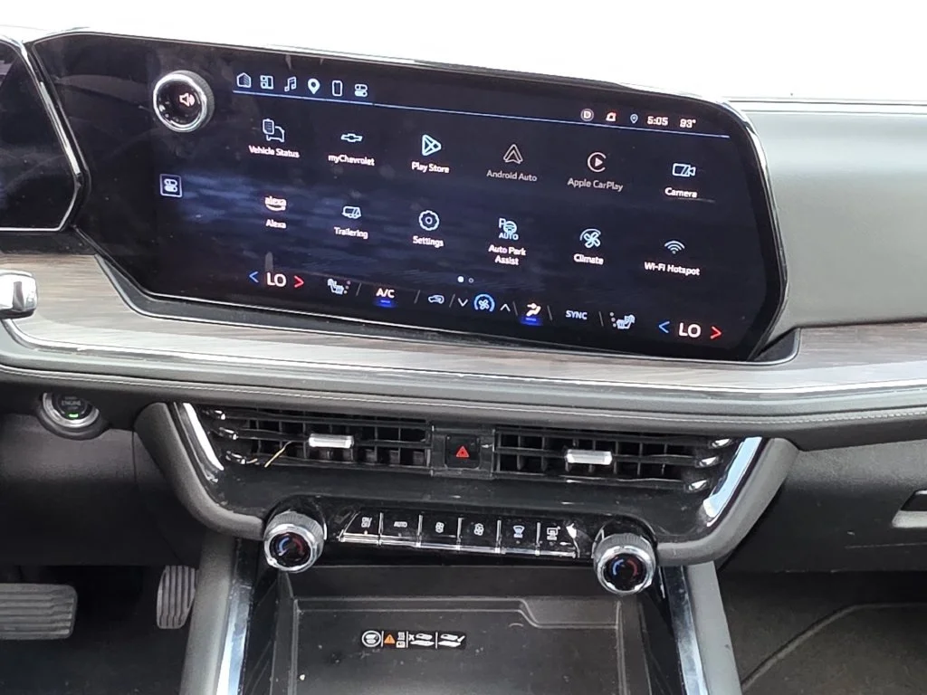 Used 2025 Black Chevrolet LT image 23