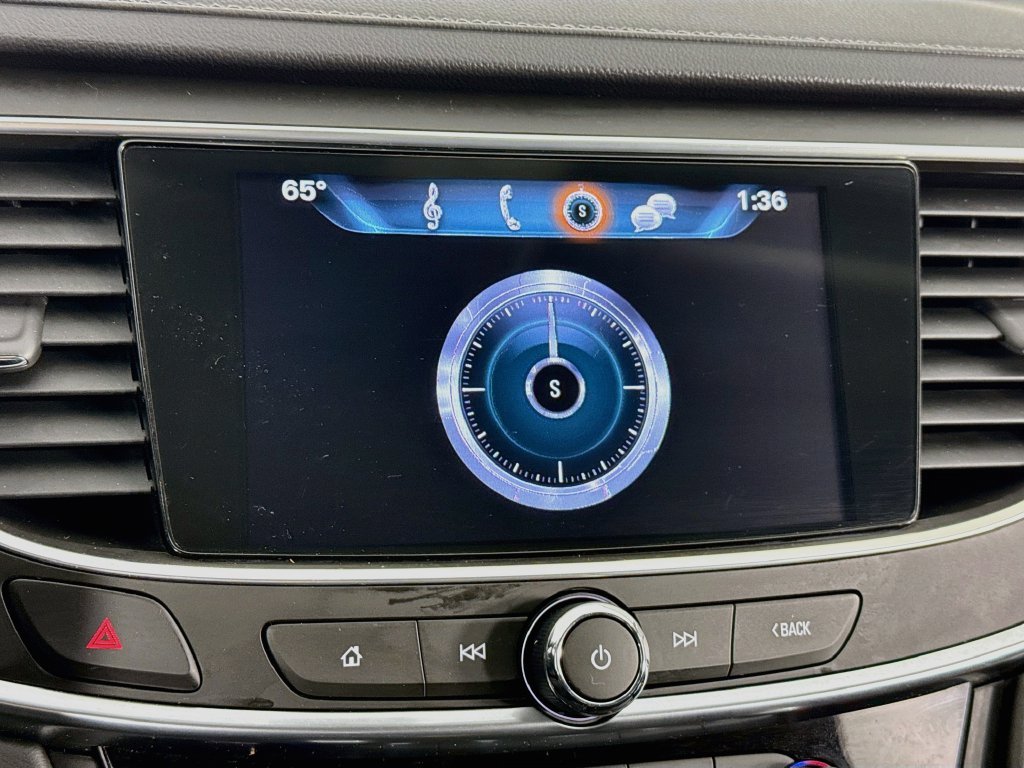 2017 Buick LaCrosse Essence - Photo 14