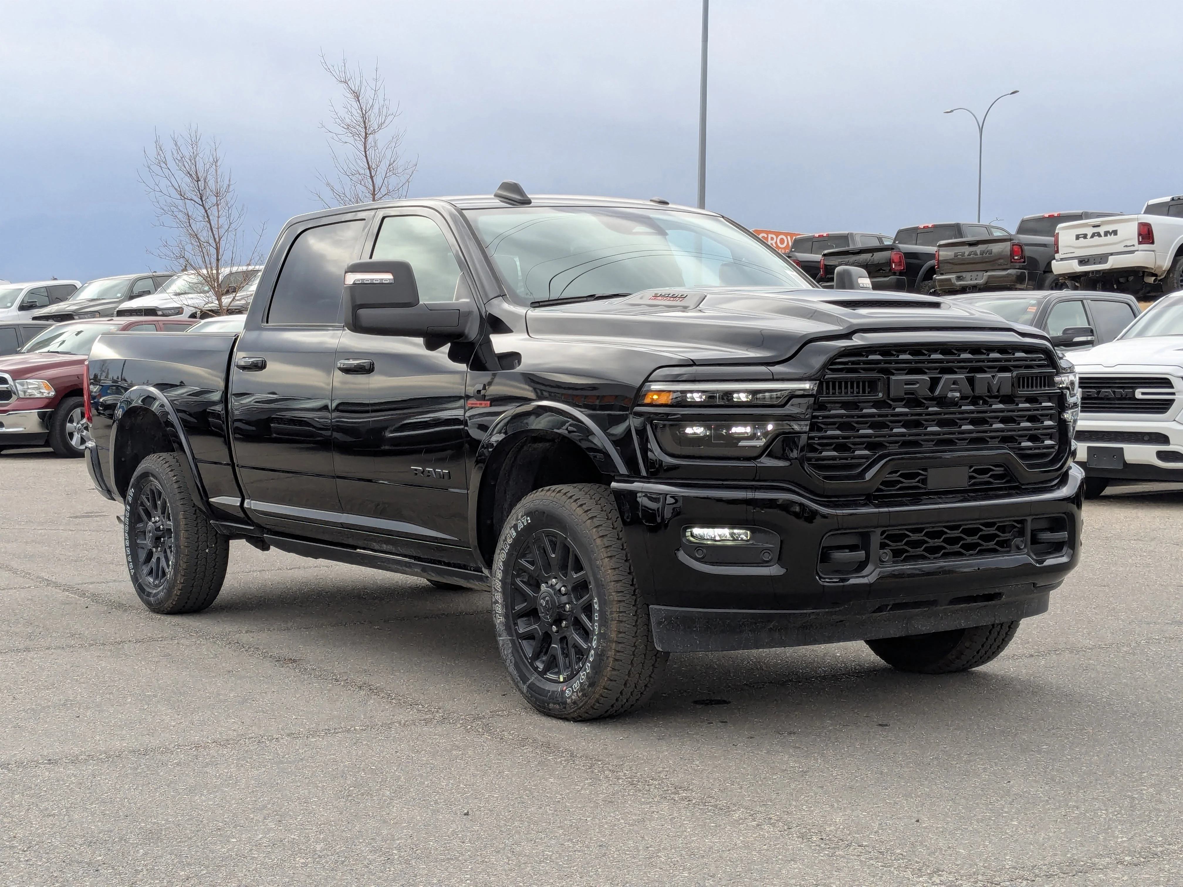 New 2026 Black RAM Limited - NIGHT EDITION - 5TH W & GOOSENECK PREP - LEVEL 1 EQUIP - CUSTOM EBONY RED SEATS image 2