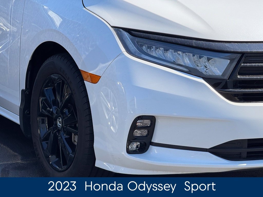 Used 2023  Honda Sport image 5