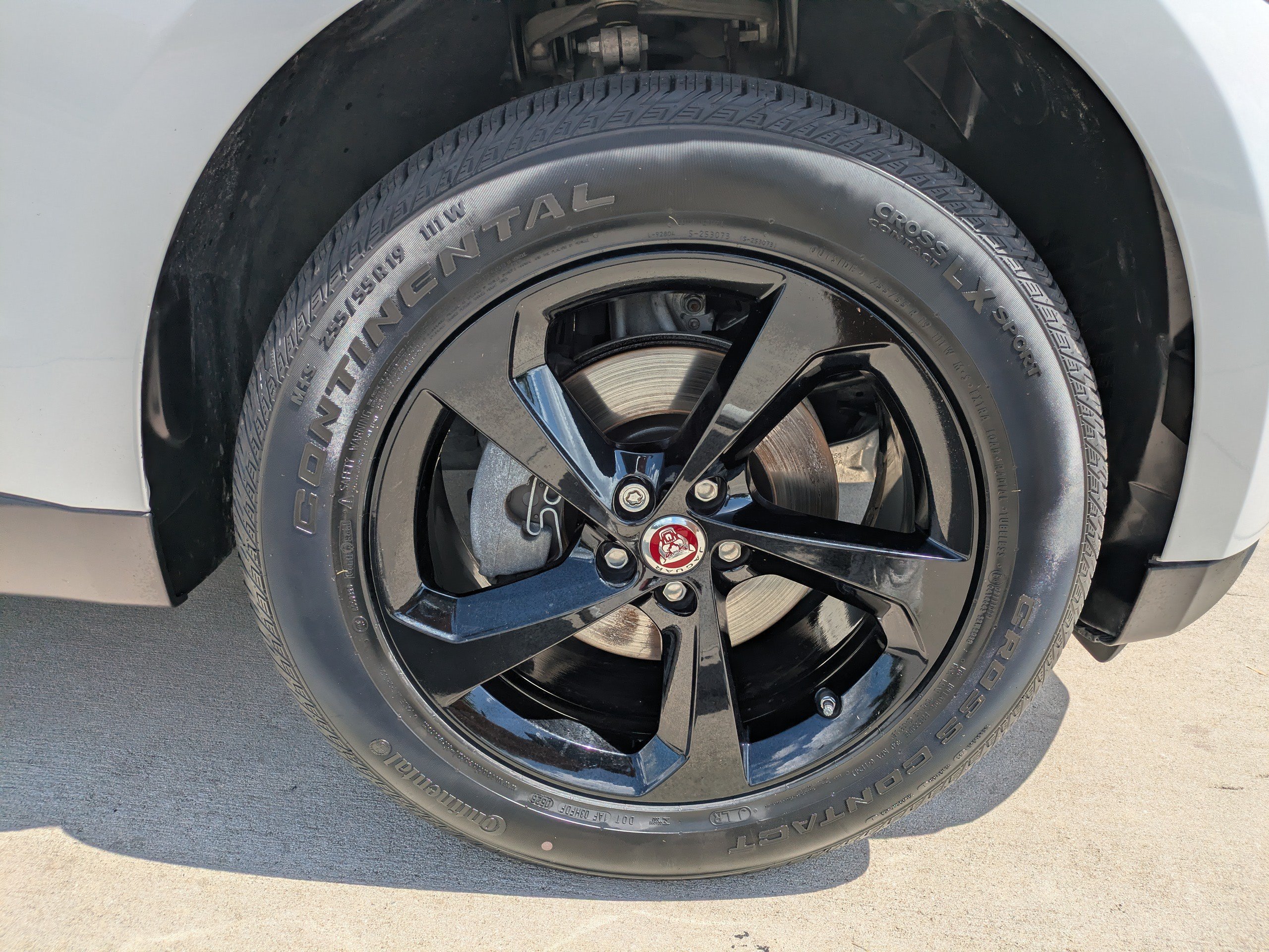 2020 Jaguar F-Pace Premium - Photo 9
