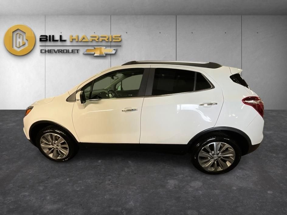 Used 2018 White Buick Preferred image 14
