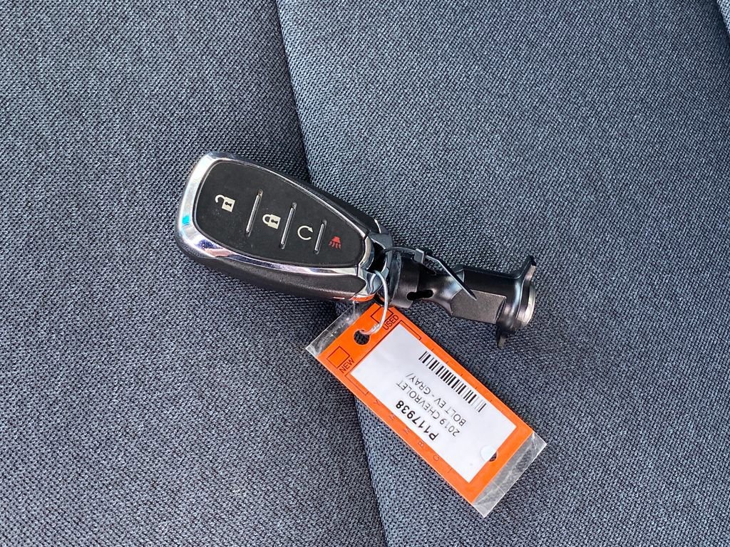 Used 2019 (Includes (TUS) Black grille.) Chevrolet LT image 28