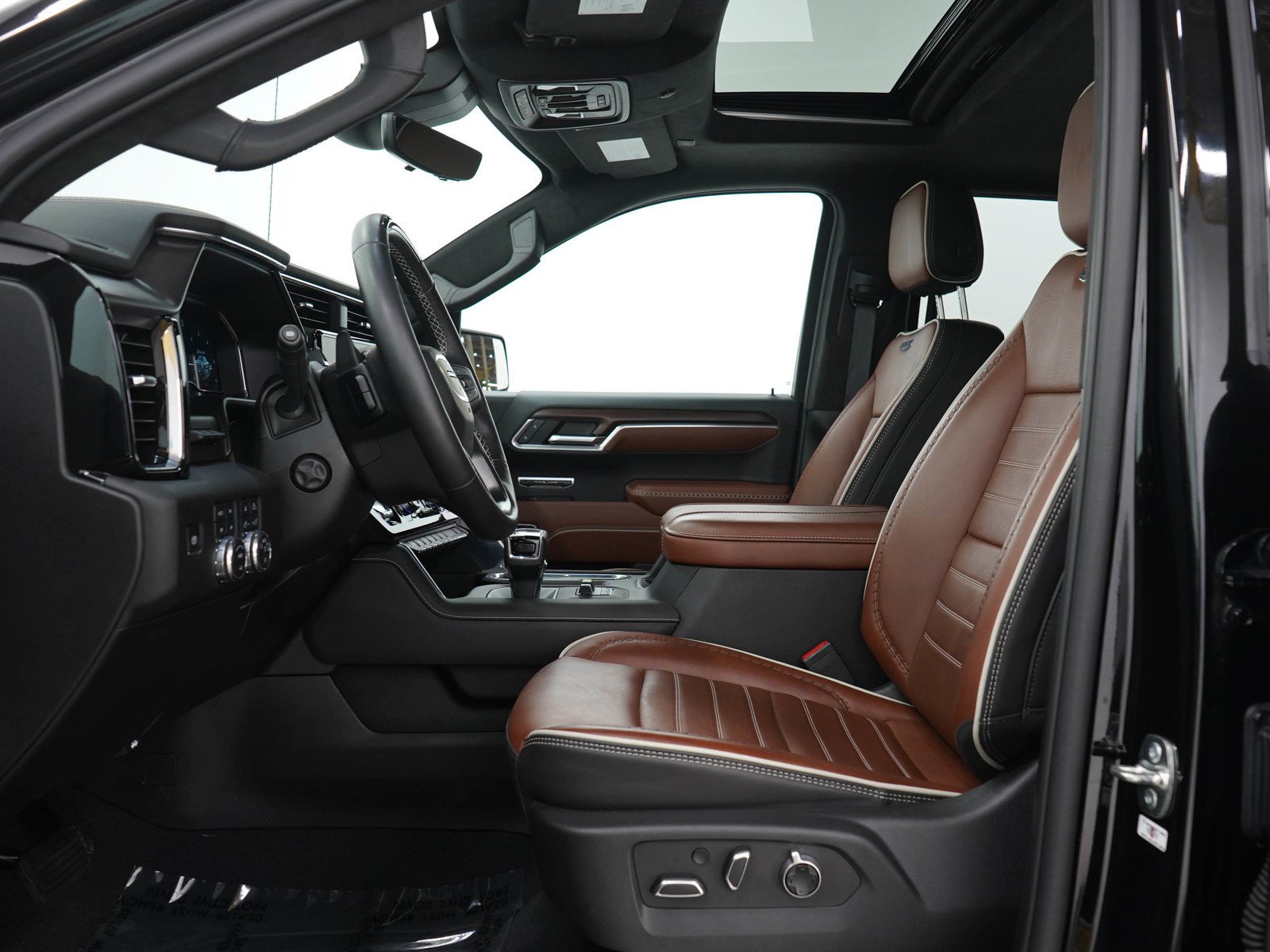 Used 2025 Black GMC Denali Ultimate image 24
