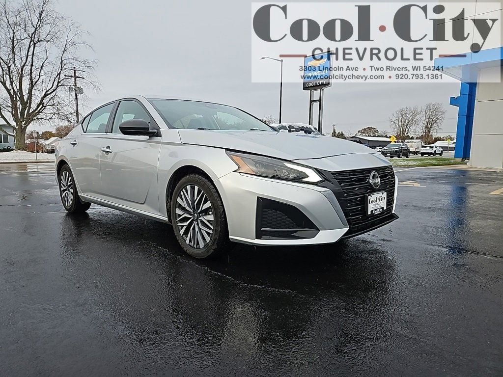 2024 Nissan Altima SV