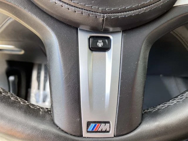 Used 2017 Black BMW M760i image 14