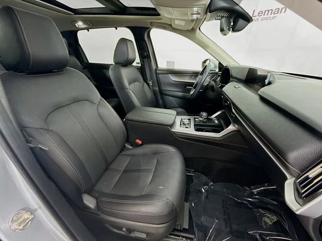 Used 2024 Silver Mazda Premium image 30