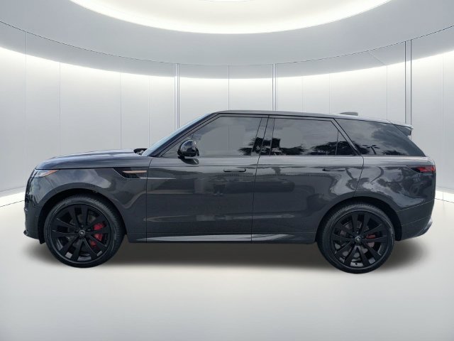 Used 2024 Gray Land Rover Dynamic SE image 3
