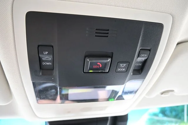 2024 Lexus ES Hybrid 300h - Photo 35
